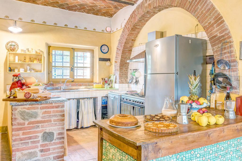 Agriturismo Il Poggiarello Фояно дела Киана Екстериор снимка