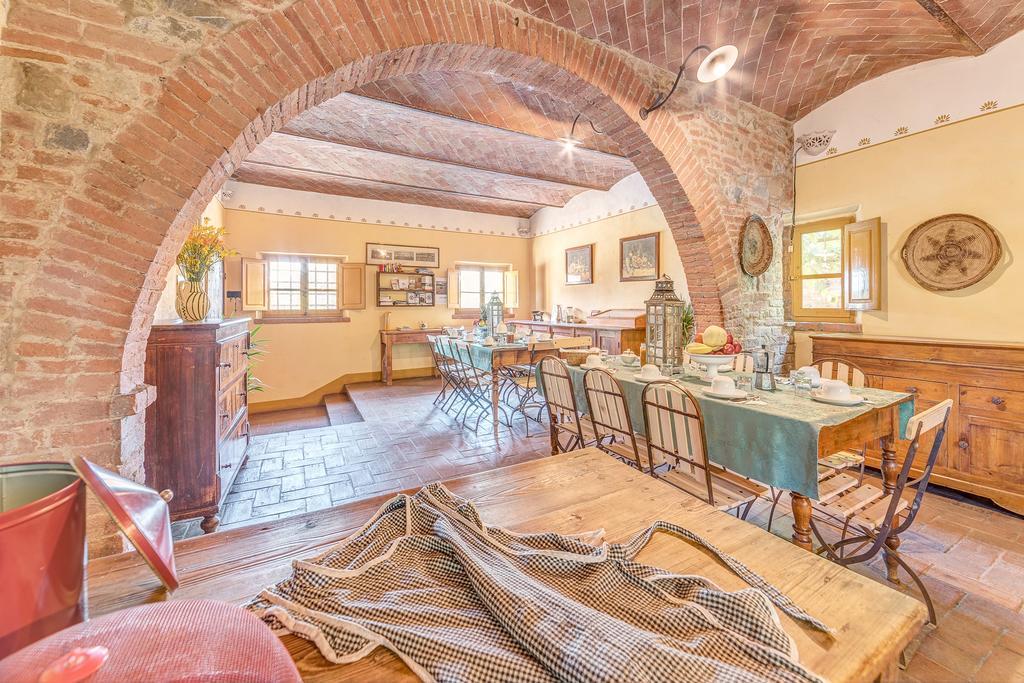 Agriturismo Il Poggiarello Фояно дела Киана Екстериор снимка