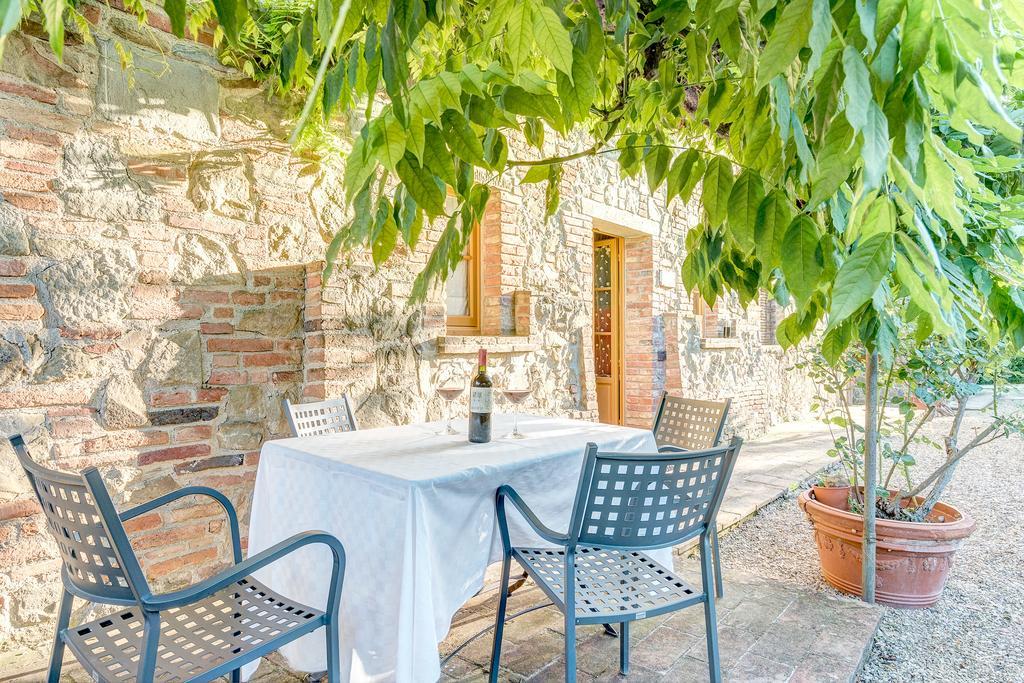 Agriturismo Il Poggiarello Фояно дела Киана Екстериор снимка